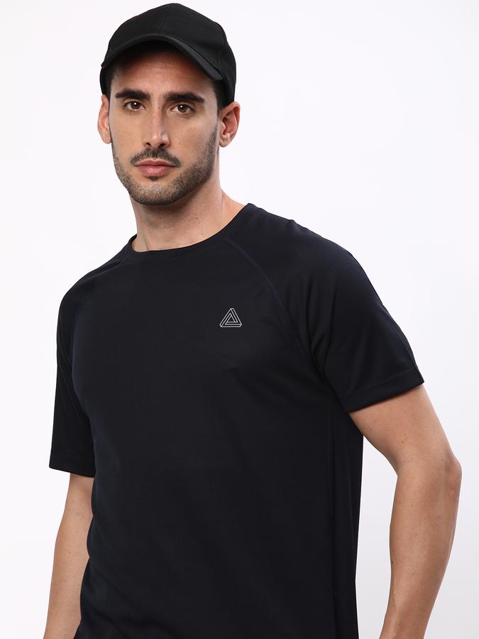 R&B Men Blue T-Shirts image number 0