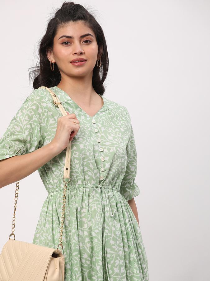 Women Floral Printed Flared Kurta image number 0