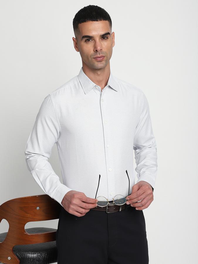 Men Cotton Blend Slim Fit Button-Down Collar Textured Shirt