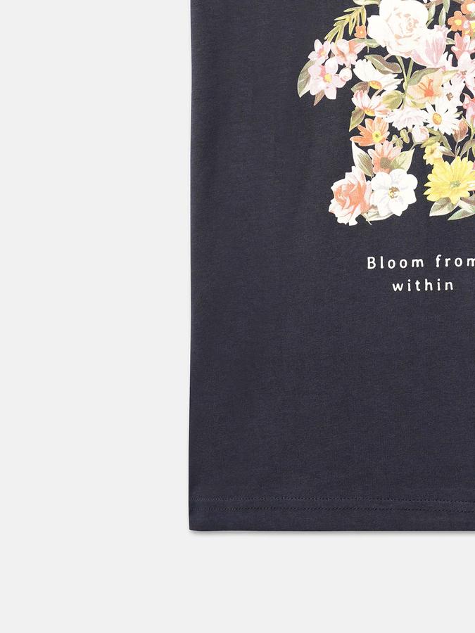 R&B Girl's Round Neck Graphic Tee image number 3