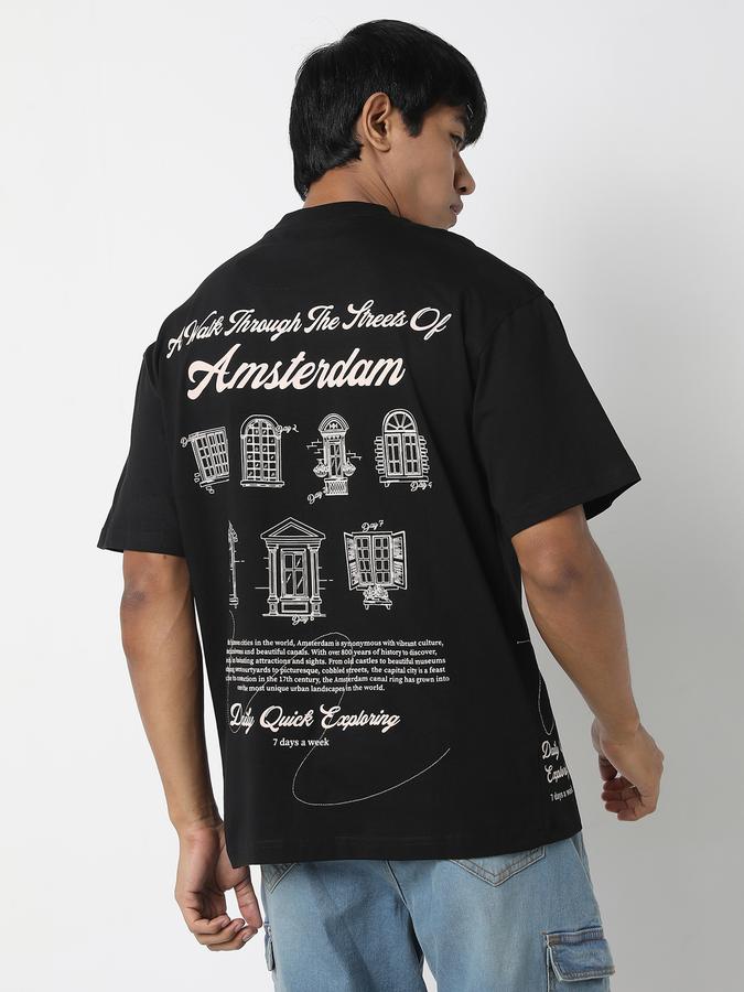 Men Graphic Print Reguler Fit Crew-Neck T-Shirt image number 3