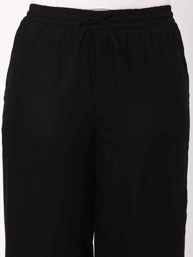 Women Lace Relaxed Fit Pants image number 3