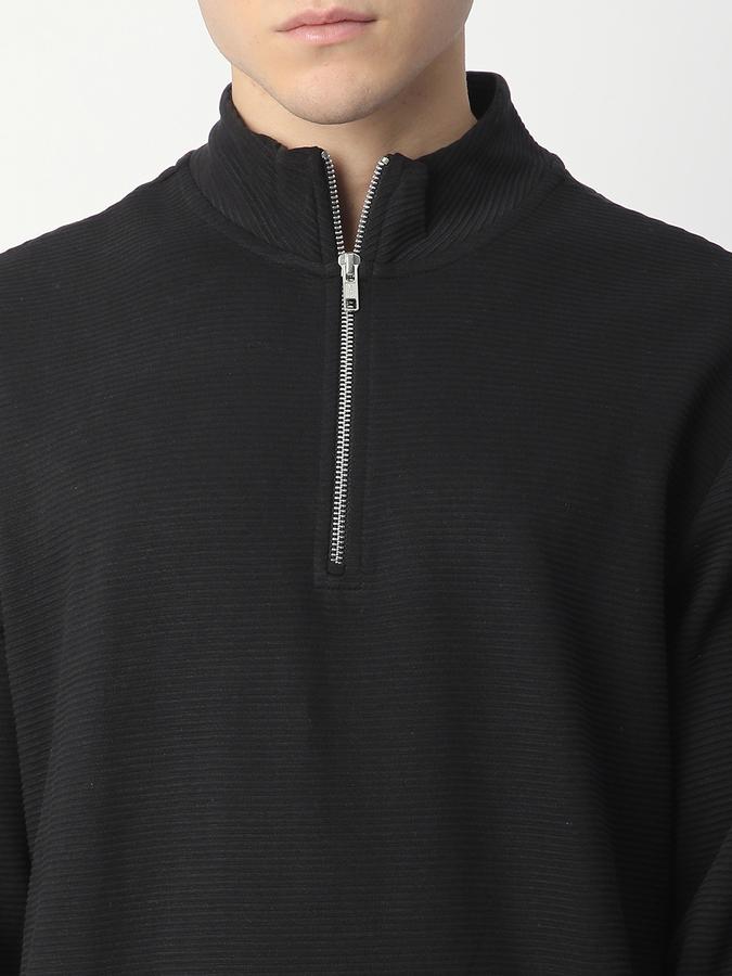 Full Sleeve Solid Men Sweatshirt image number 3