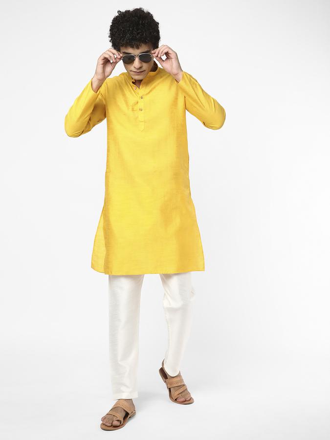 R&B Men White Kurtas image number 1