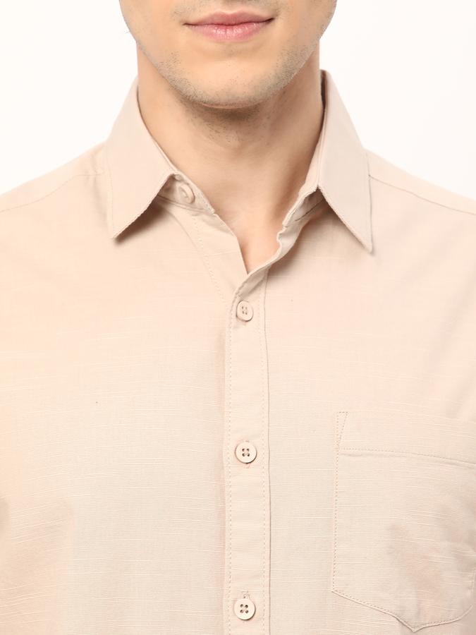 Men Regular Fit Cutaway Collar Shirt image number 3