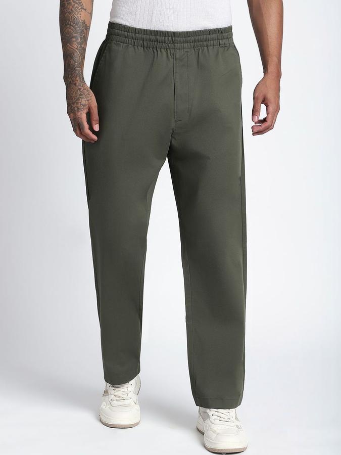 R&B Men Olive Solid Relaxed Fit Trousers