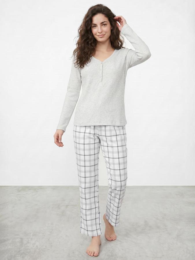 R&B Women Grey Melange Solid V-Neck Long Sleeves Polyester T-shirt &amp; Pyjamas Set