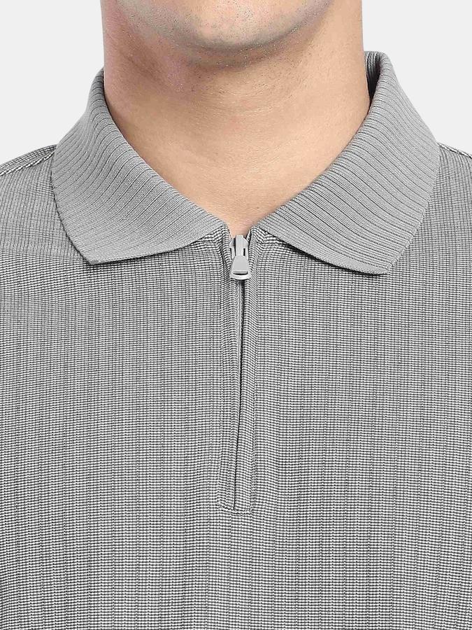 R&B Green Textured Men Short Sleeve Polo T-shirt