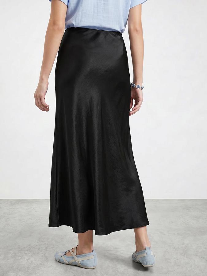 R&B Women's Black Solid Mid Rise A-Line Maxi Skirt
