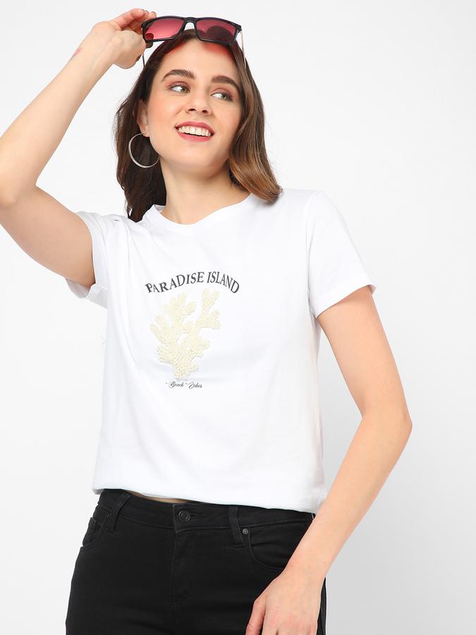 R&B Women White Tops image number 0