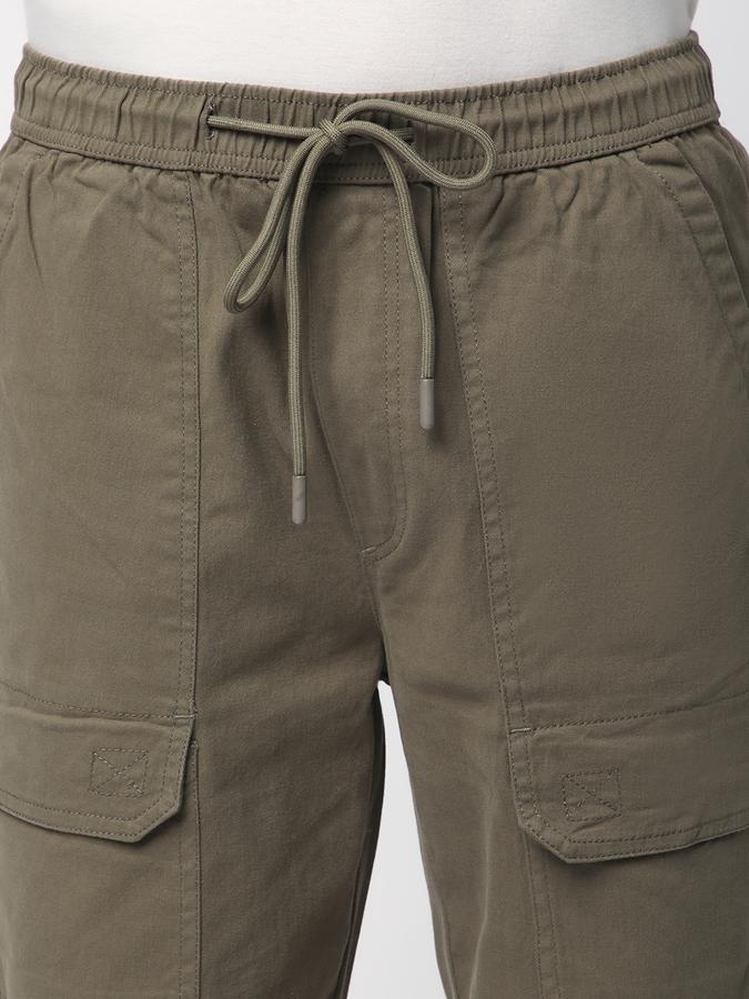 Men Cotton Regular Fit Flat Front Cargo Trousers