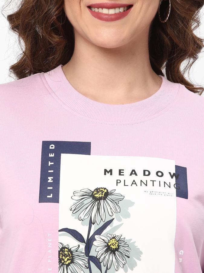 Women Graphic Print Round-Neck Sweatshirt image number 3