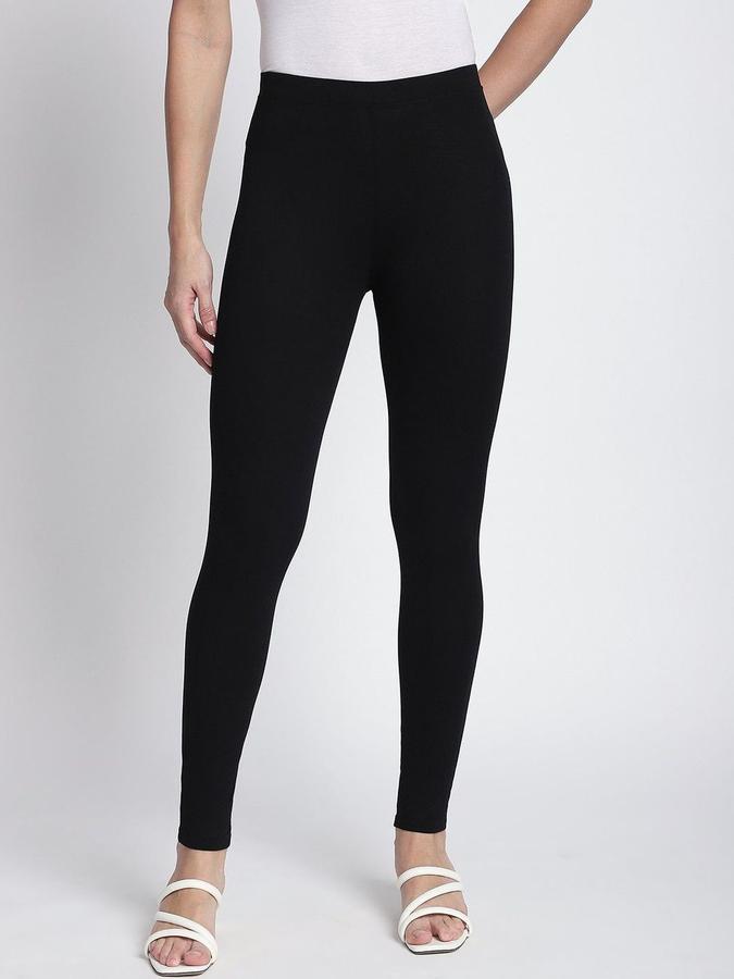 R&B Women Black Solid Leggings