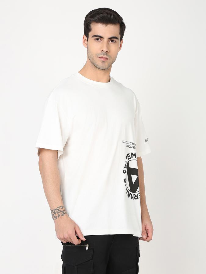 Men Typographic Print Loose Fit Crew-Neck T-Shirt image number 2