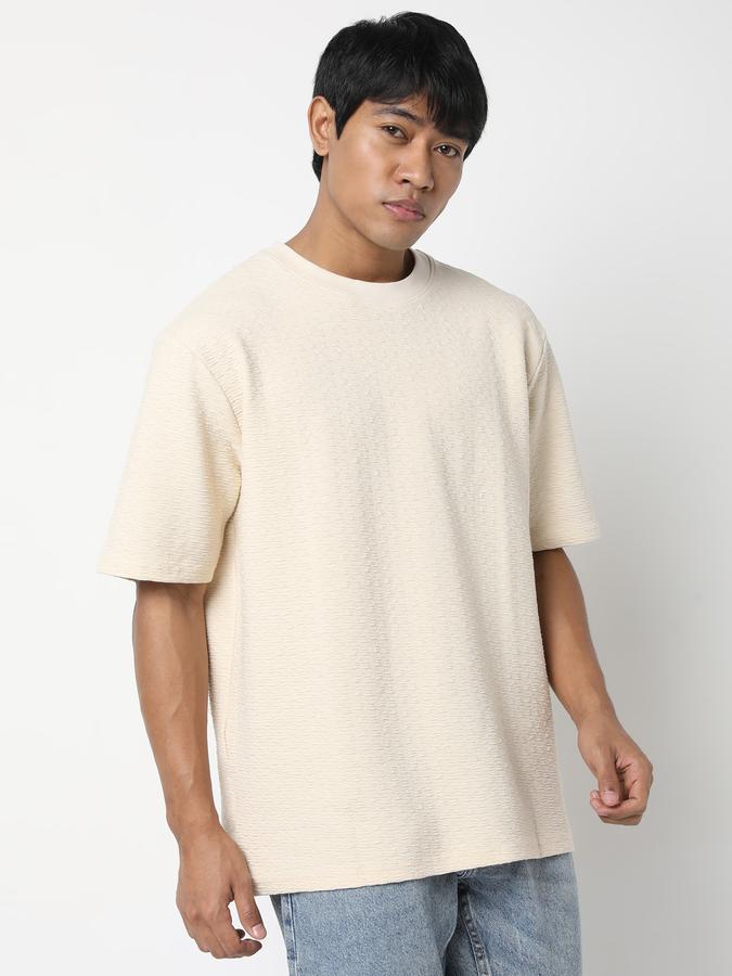 Men Regular Fit Round-Neck T-Shirt  image number 1