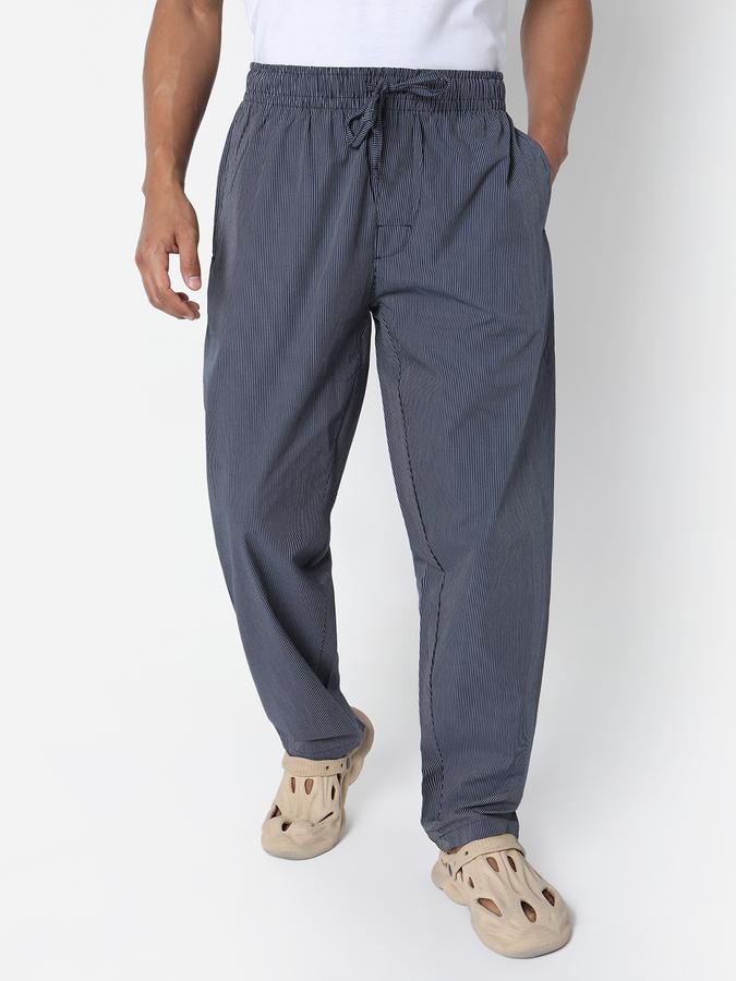 Men Relaxed Fit Flat-Front Trousers image number 0