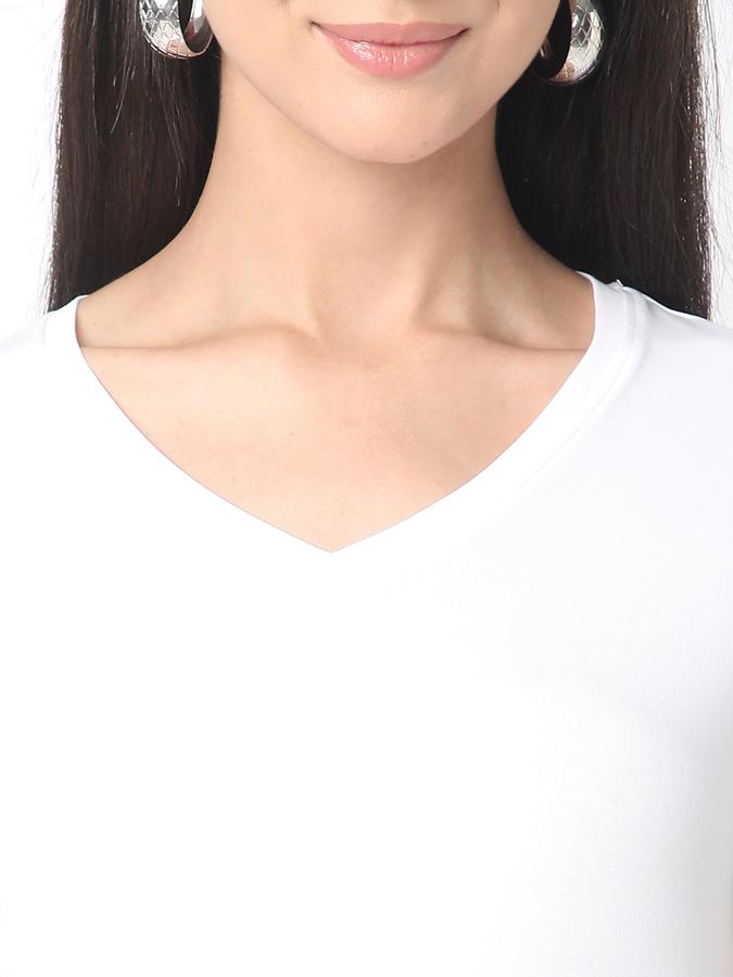 Solid Women V Neck T-Shirt image number 3