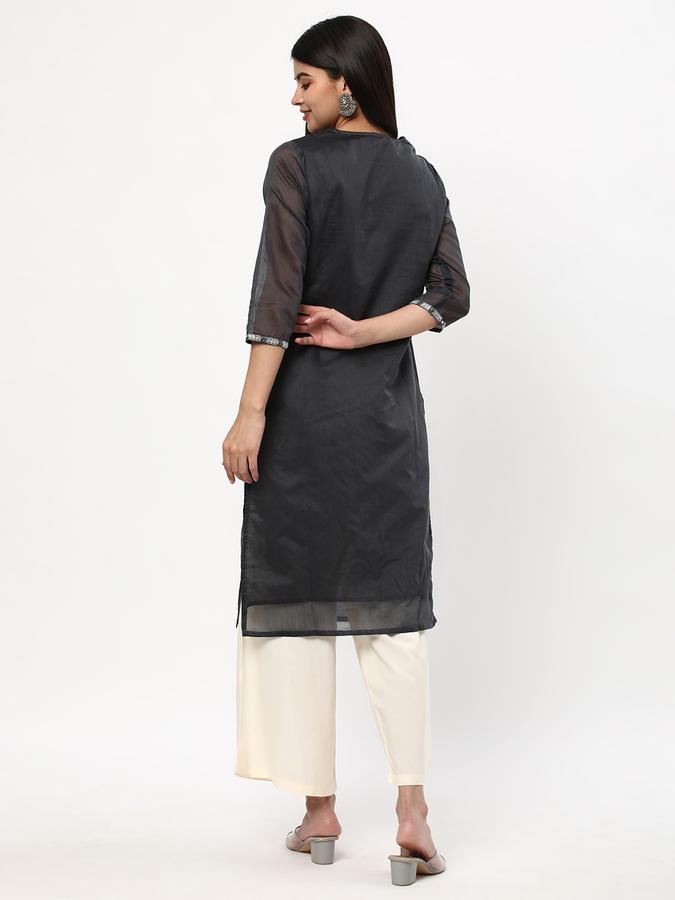 Women Polyester Regular Fit Round Neck Embellished Kurta