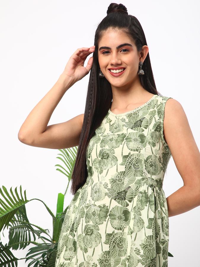 Women Cotton Regular Fit Round Neck Printed Kurta