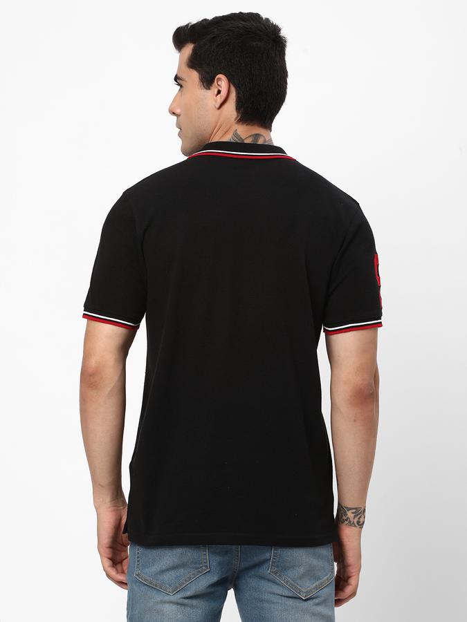 Men Logo Embroidered Regular Fit Polo T-Shirt image number 2