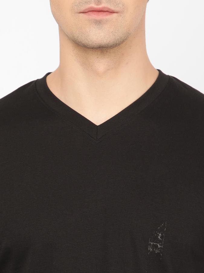 R&B Men Crew- Neck T-shirt image number 3
