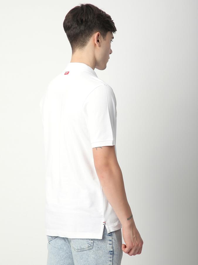 Graphic Print Men Polo Neck T-Shirt image number 2