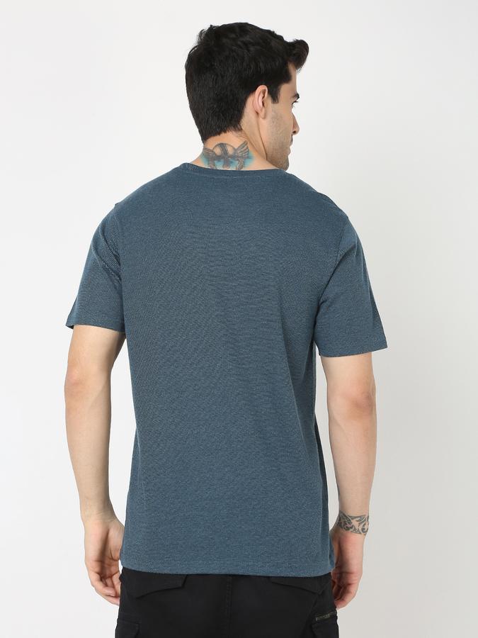 Men Typographic Print Regular Fit Crew-Neck T-Shirt image number 3