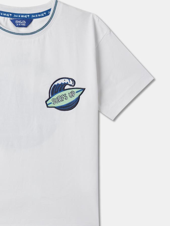 Boys Embroidered Regular Fit Crew-Neck T-Shirt image number 2