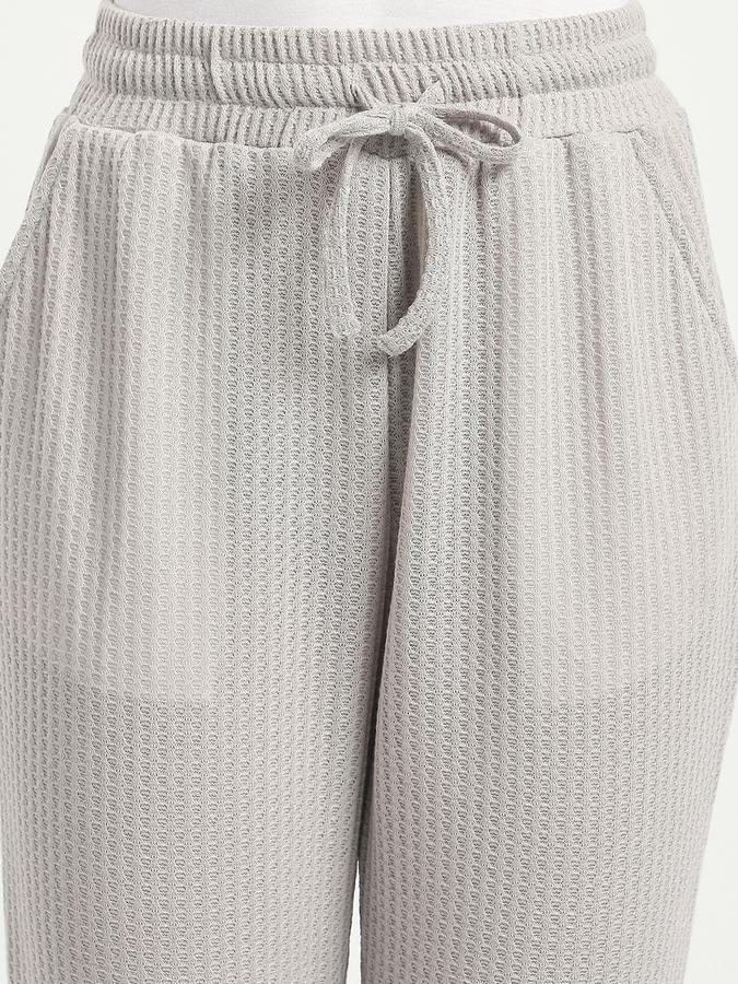 Women Polyester Blend Regular Fit Drawstring Solid Joggers