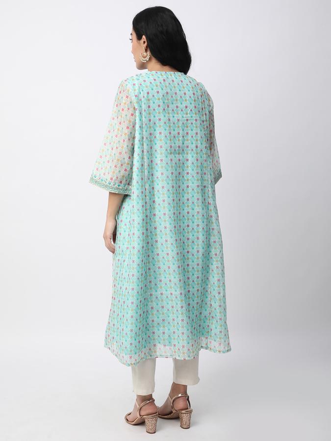 Women Viscose Relaxed Fit V Neck Embroidered Kurta
