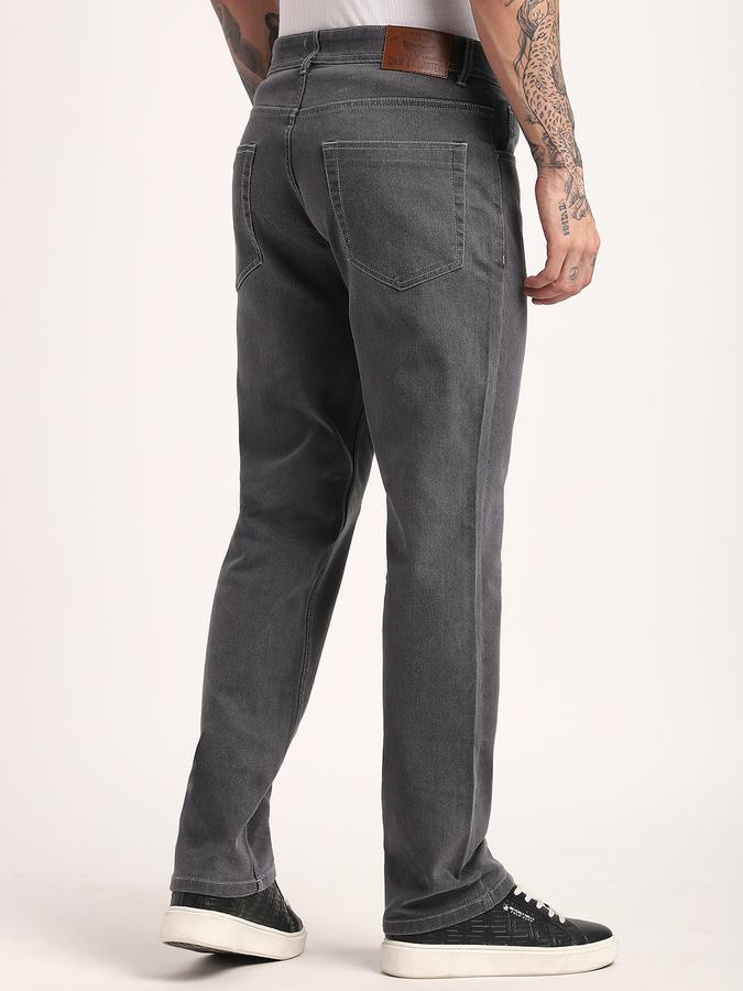 Men Cotton Blend Straight Fit Mid Rise Clean Look Jeans