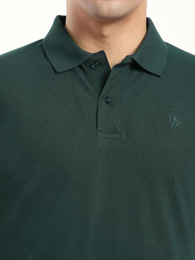 Men Cotton Blend Regular Fit Polo Neck Solid T-shirt