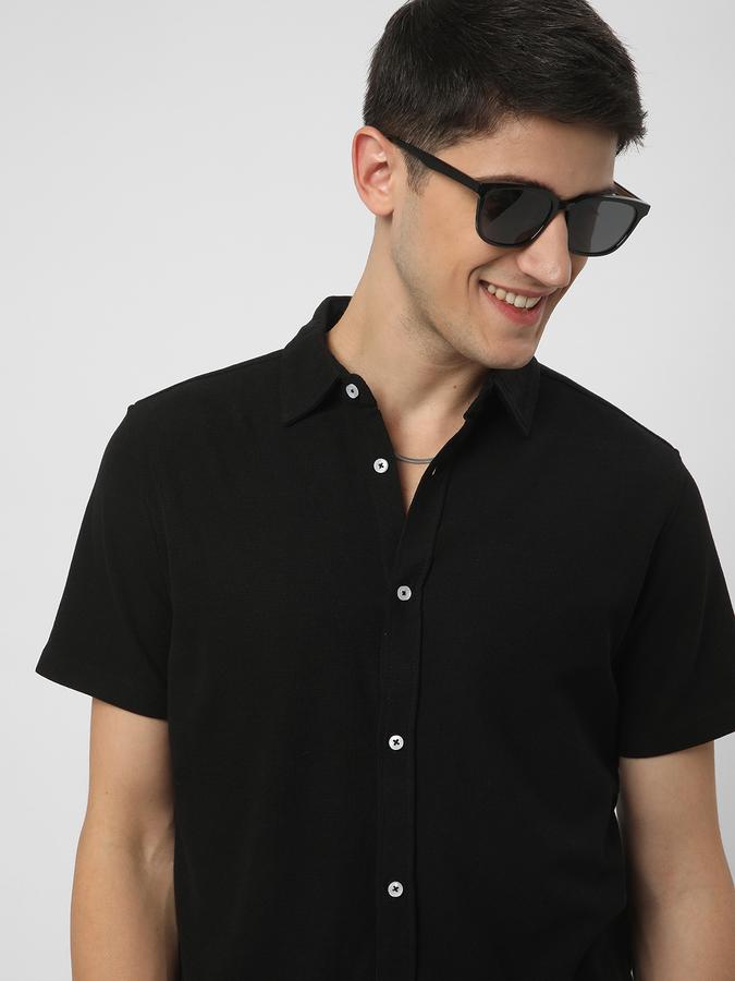 Men Regular Fit Shirt image number 0