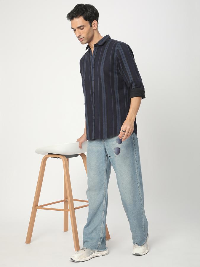 Men Striped Casual Shirt image number 1