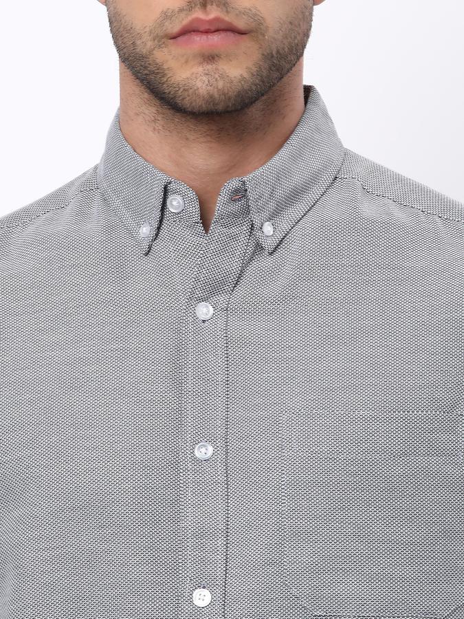 Textured Regular Fit Shirt image number 3