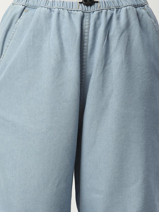 Women Solid Pants & Trousers image number 3