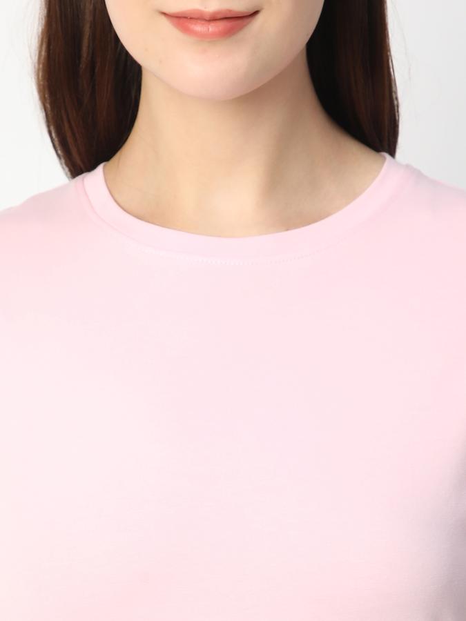 Solid Women Round Neck T-Shirt image number 3