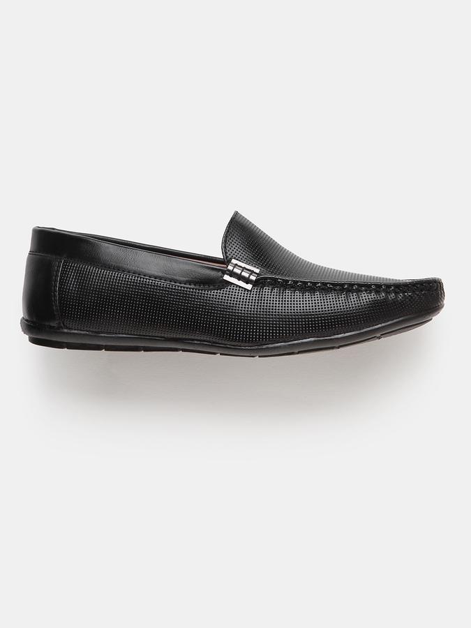 Men Round-Toe Slip-On Loafers image number 1