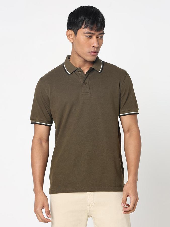 Solid Men Peter Pan Collar T-Shirt image number 1