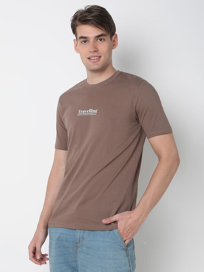 Men Typographic Print Regular Fit Crew-Neck T-Shirt image number 1