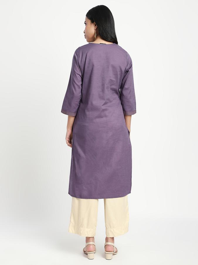 Women Cotton Regular Fit Round Neck Embroidered Kurta