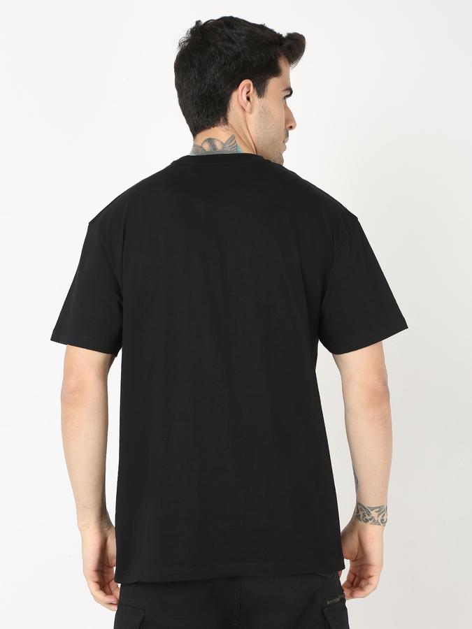 Men Oversized Fit Crew-Neck T-Shirt image number 3