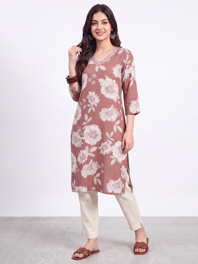 R&B Womens Coral Three-Quarter Sleeves V Neck Floral Printed Straight Kurta