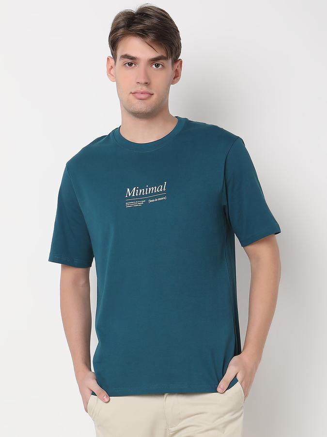 Men Typographic Print Regular Fit Crew-Neck T-Shirt image number 0