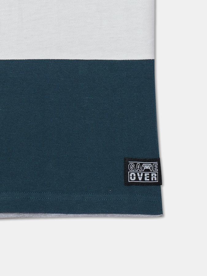 Boys Colourblock Regular Fit Crew-Neck T-Shirt image number 3