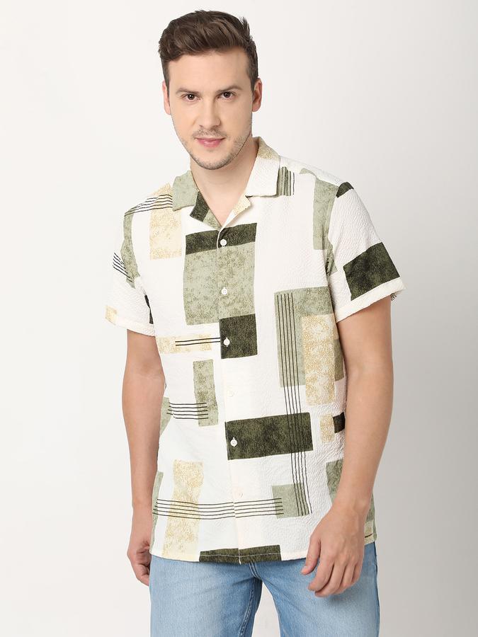 Men Relaxed Fit Spread-Collar Shirt image number 0