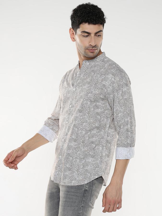 Men Printed Casual Shirt image number 2
