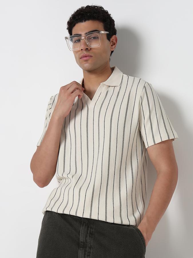 Printed Men Polo Neck T-Shirt image number 0