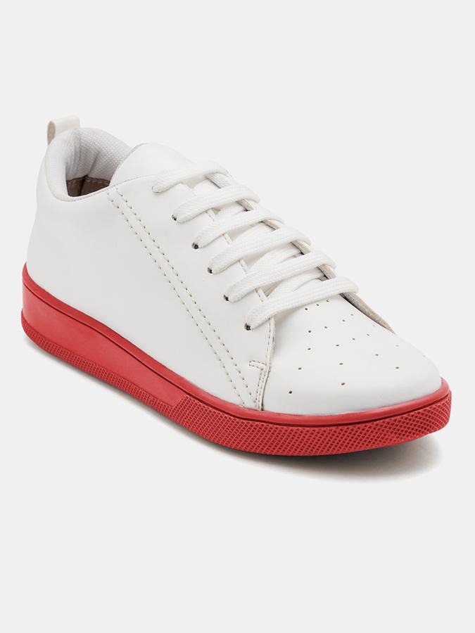 R&B Ladies Casual Shoes image number 2