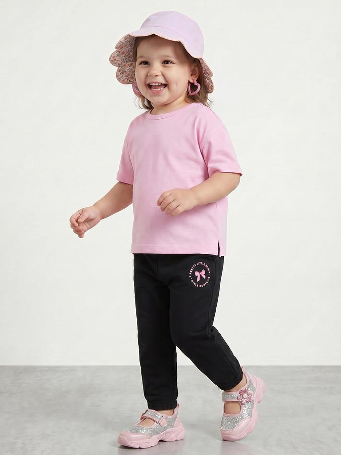 R&B Girls Black Straight Fit Graphic Printed Mid-Rise Cotton Track Pant